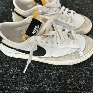 Women’s Nike Blazer